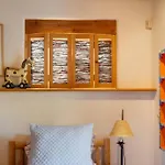 Foothills Retreat- Patios, Rooftop Deck, Quiet, 2Br